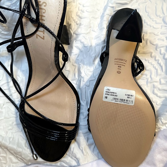 NWT‼️ SCHULTZ Black Arceli Patent Leather Heels (Size 9) - Picture 4 of 6